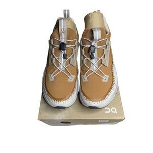 On Cloud  Cloudaway Sneaker Women's  Almond Glacier Hiking US size 9 w/Orig Box